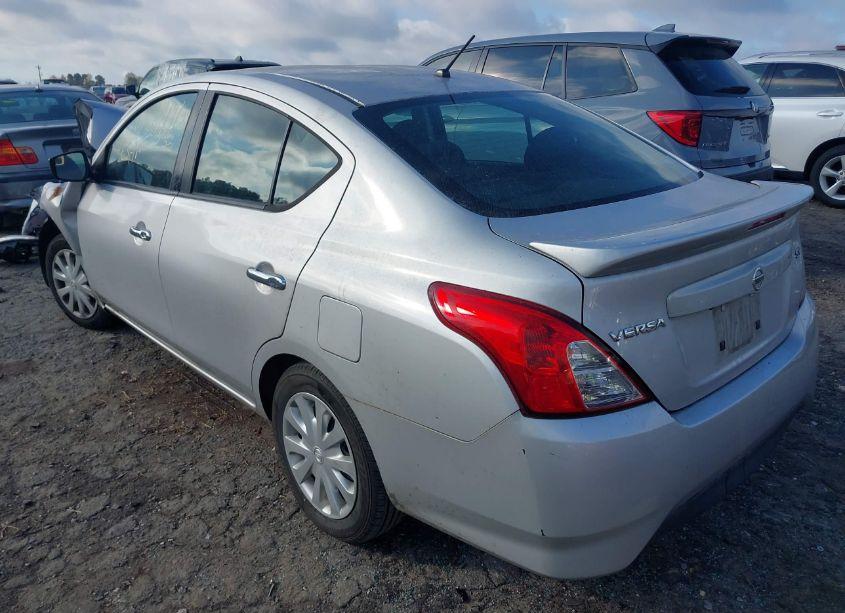 Photo 3 of 2019 Nissan Versa 1.6 SV (VIN 3N1CN7AP6KL873537)