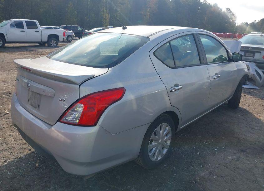 Photo 4 of 2019 Nissan Versa 1.6 SV (VIN 3N1CN7AP6KL873537)