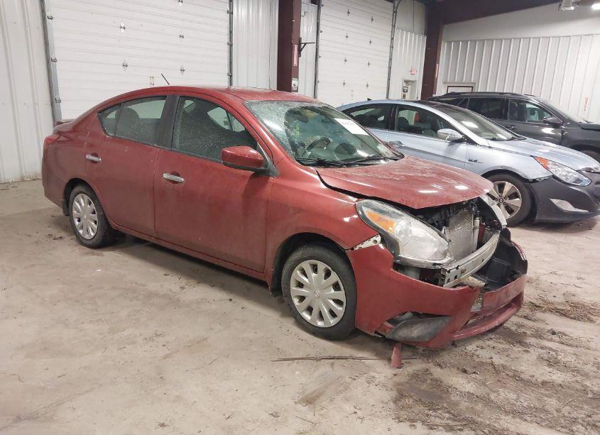 2019 Nissan Versa 1.6 SV (VIN 3N1CN7AP6KL880794) main photo