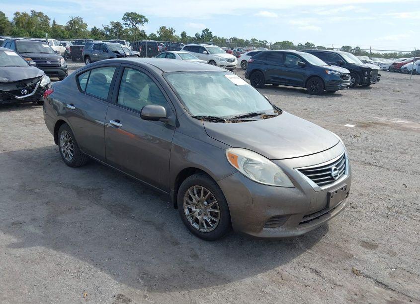 2012 Nissan Versa 1.6 SV (VIN 3N1CN7AP7CL843321) main photo
