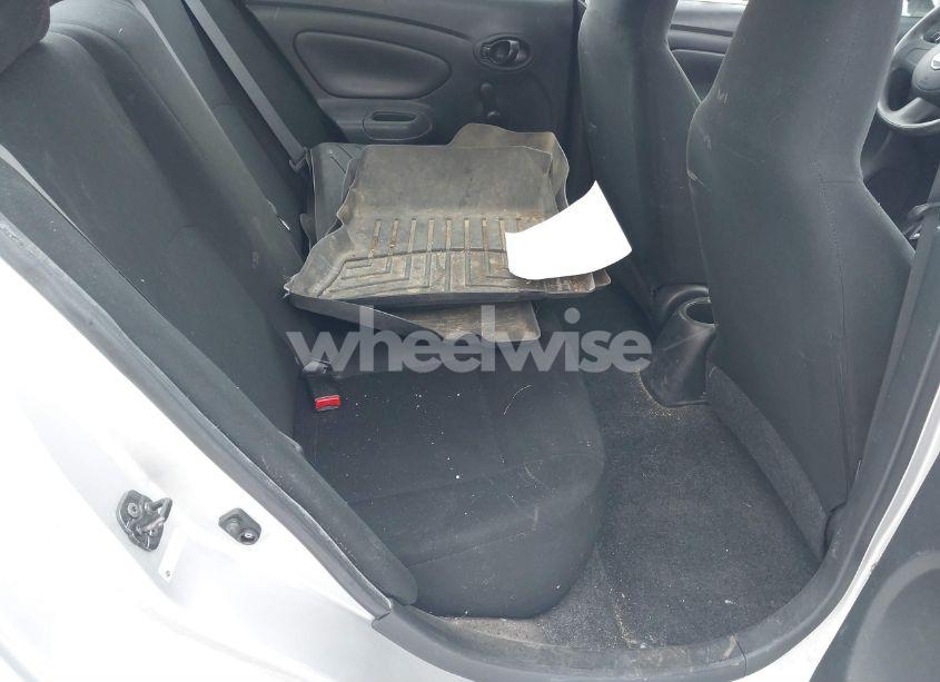 Photo 8 of 2013 Nissan Versa 1.6 S (VIN 3N1CN7AP7DL869094)