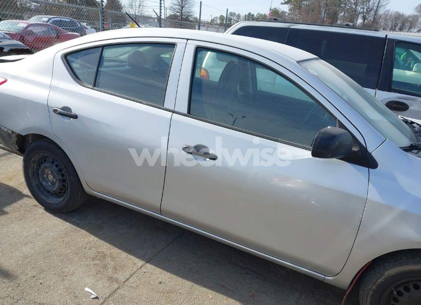 Photo 13 of 2013 Nissan Versa 1.6 S (VIN 3N1CN7AP7DL870200)