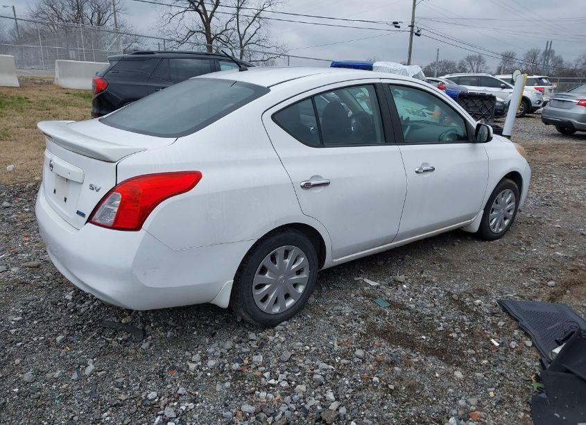 Photo 4 of 2013 Nissan Versa 1.6 SV (VIN 3N1CN7AP7DL887921)