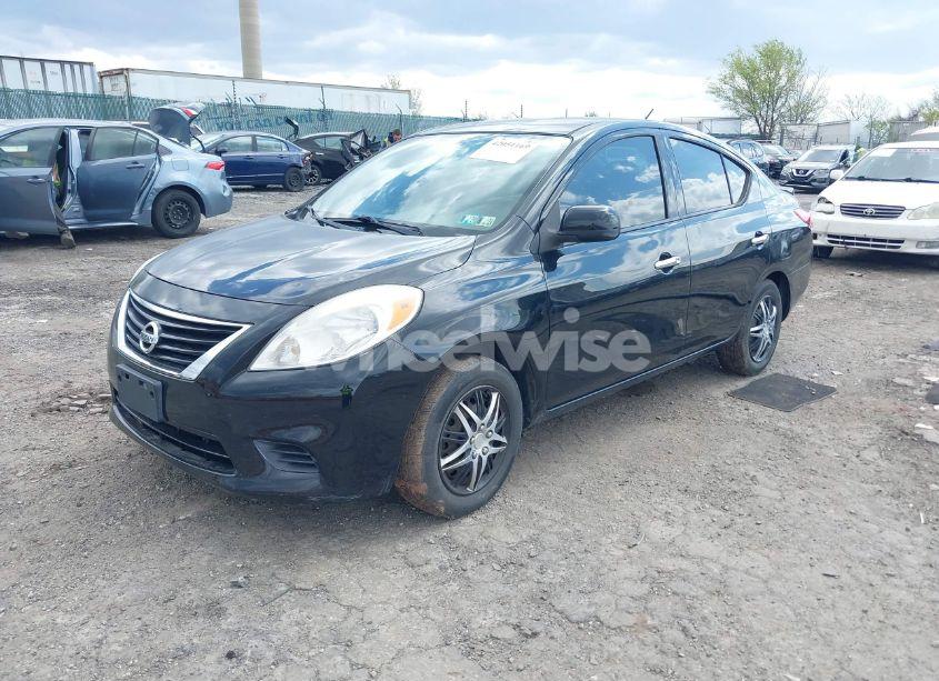 Photo 2 of 2014 Nissan Versa 1.6 SV (VIN 3N1CN7AP7EL811097)