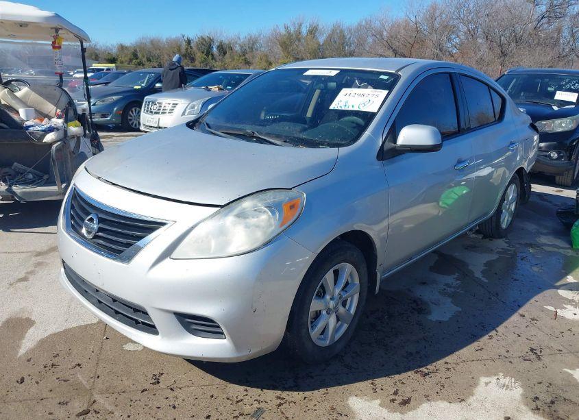 Photo 2 of 2014 Nissan Versa 1.6 SV (VIN 3N1CN7AP7EL812539)