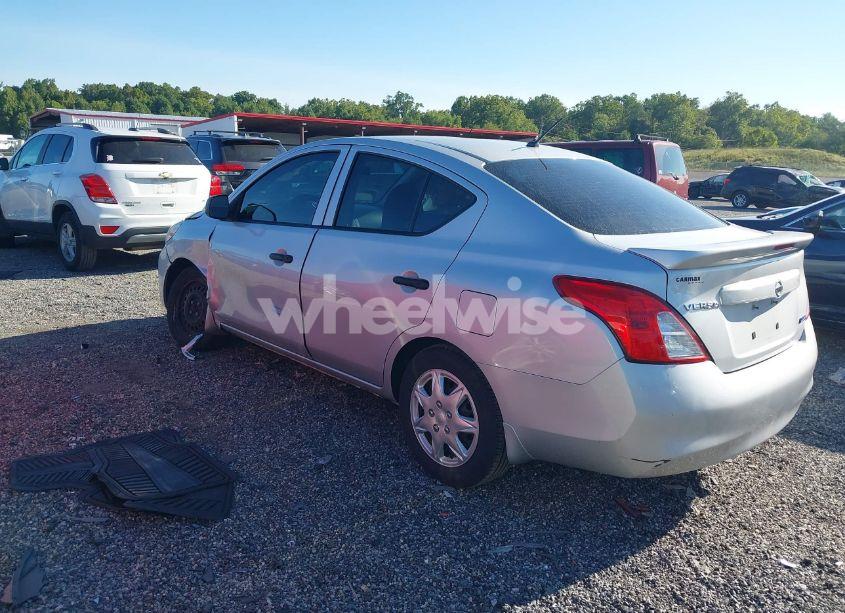 Photo 3 of 2014 Nissan Versa 1.6 S+ (VIN 3N1CN7AP7EL815330)