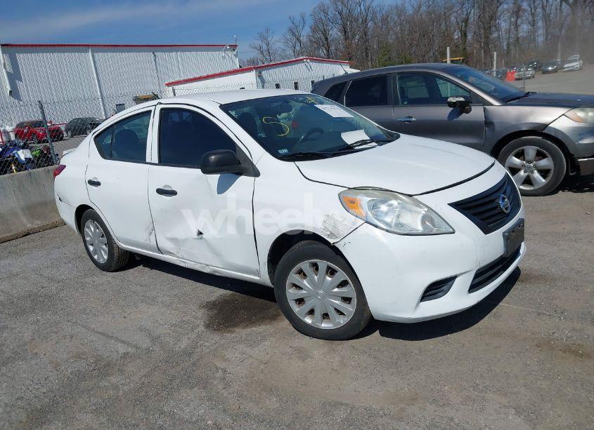 2014 Nissan Versa 1.6 S+ (VIN 3N1CN7AP7EL819927) main photo