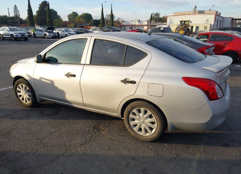 Photo 3 of 2014 Nissan Versa 1.6 S+ (VIN 3N1CN7AP7EL821354)