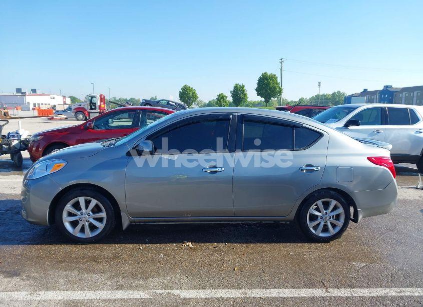 Photo 14 of 2014 Nissan Versa 1.6 SL (VIN 3N1CN7AP7EL827901)
