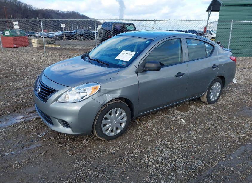 Photo 2 of 2014 Nissan Versa 1.6 S+ (VIN 3N1CN7AP7EL845749)