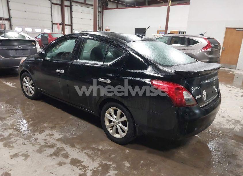 Photo 3 of 2014 Nissan Versa 1.6 SL (VIN 3N1CN7AP7EL845878)