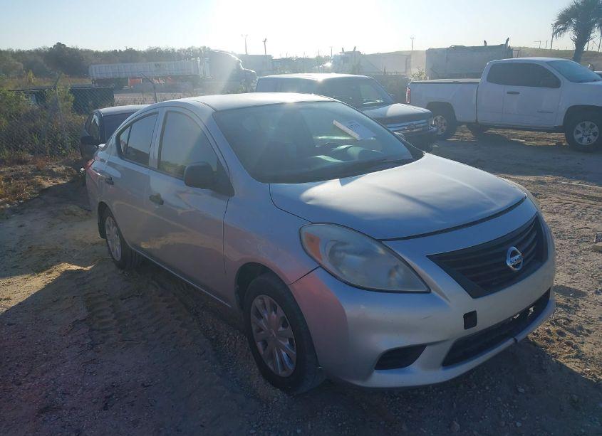 2014 Nissan Versa 1.6 S+ (VIN 3N1CN7AP7EL849414) main photo