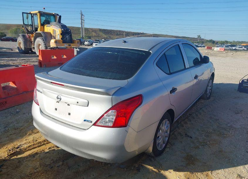 Photo 4 of 2014 Nissan Versa 1.6 S+ (VIN 3N1CN7AP7EL849414)