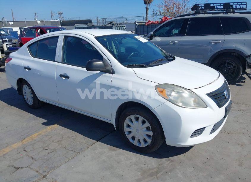 2014 Nissan Versa 1.6 S (VIN 3N1CN7AP7EL866097) main photo