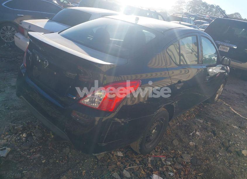 Photo 4 of 2015 Nissan Versa 1.6 S+ (VIN 3N1CN7AP7FL835711)