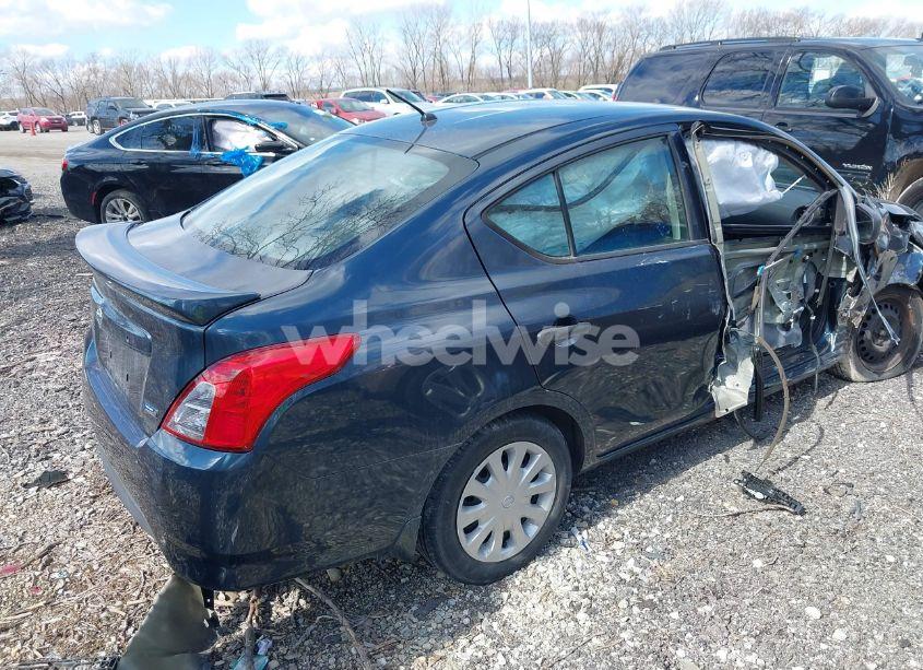 Photo 4 of 2015 Nissan Versa 1.6 S+ (VIN 3N1CN7AP7FL837023)