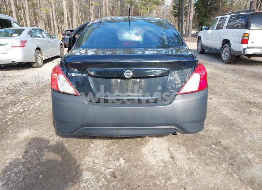 Photo 16 of 2015 Nissan Versa 1.6 S (VIN 3N1CN7AP7FL837555)