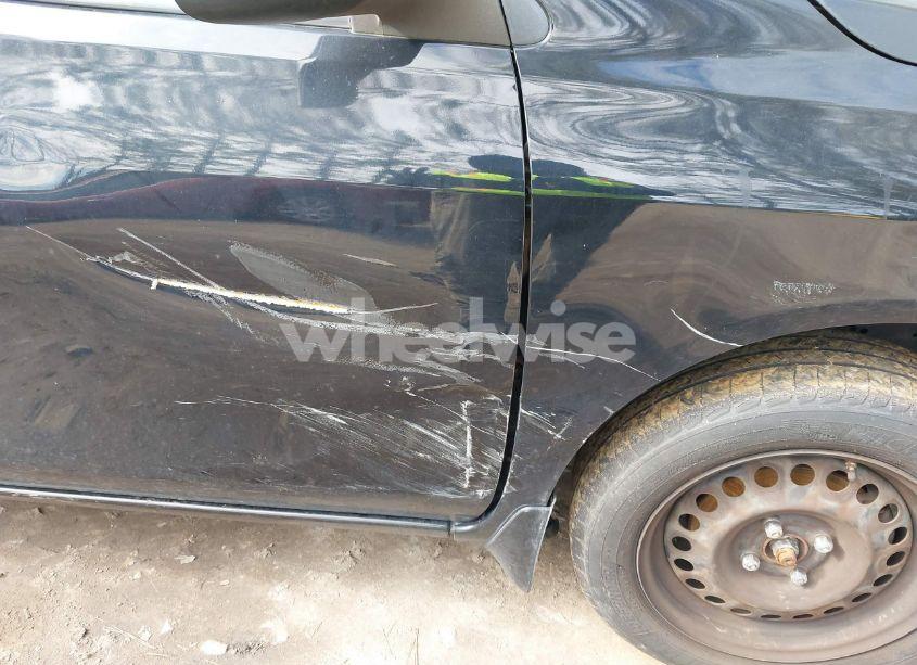 Photo 6 of 2015 Nissan Versa 1.6 S (VIN 3N1CN7AP7FL837555)