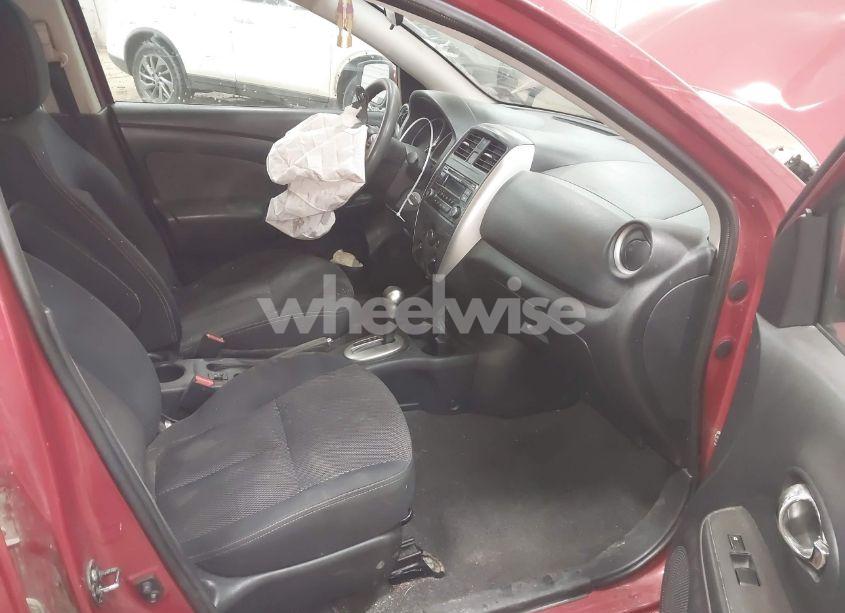 Photo 5 of 2015 Nissan Versa 1.6 S/1.6 S+/1.6 SL/1.6 SV (VIN 3N1CN7AP7FL850130)