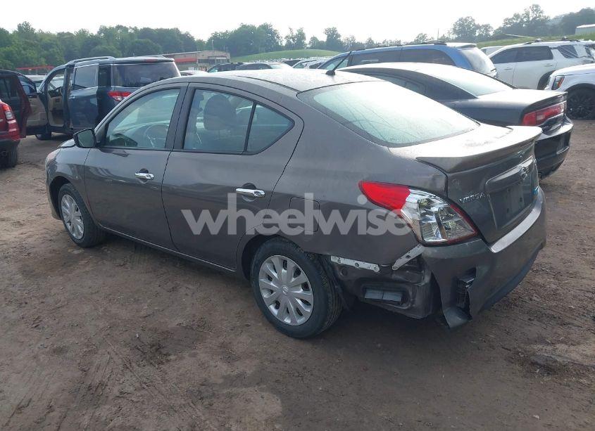 Photo 3 of 2015 Nissan Versa 1.6 S/1.6 S+/1.6 SL/1.6 SV (VIN 3N1CN7AP7FL859362)