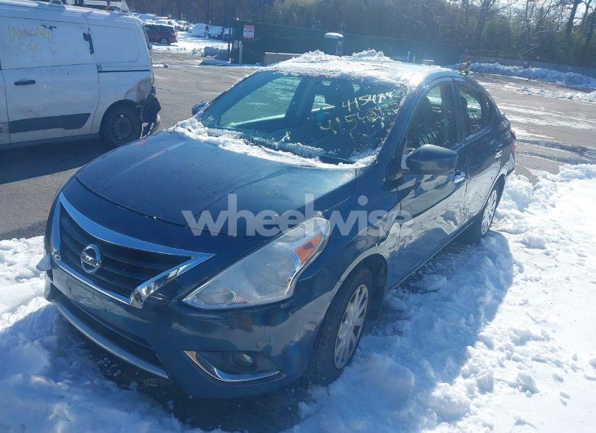 Photo 2 of 2015 Nissan Versa 1.6 SV (VIN 3N1CN7AP7FL876193)