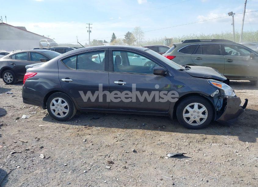 Photo 13 of 2015 Nissan Versa 1.6 SV (VIN 3N1CN7AP7FL876601)