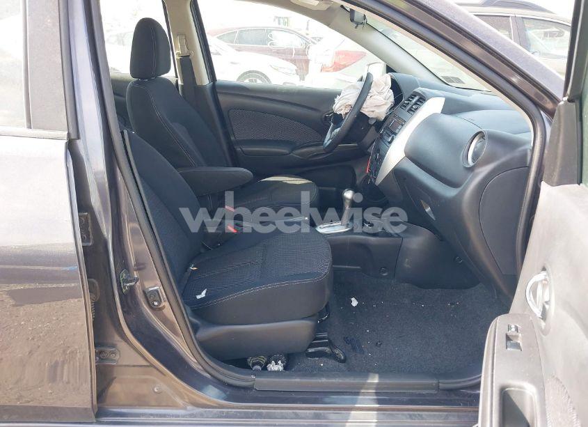 Photo 5 of 2015 Nissan Versa 1.6 SV (VIN 3N1CN7AP7FL876601)