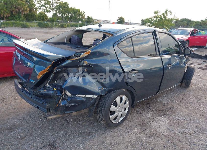 Photo 4 of 2015 Nissan Versa 1.6 S+ (VIN 3N1CN7AP7FL883158)