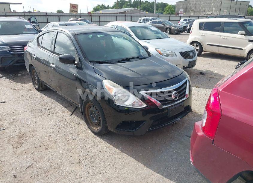 2015 Nissan Versa 1.6 SV (VIN 3N1CN7AP7FL892104) main photo