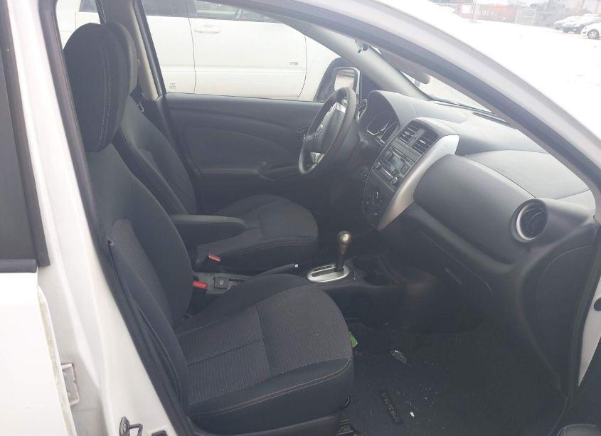 Photo 5 of 2015 Nissan Versa 1.6 SV (VIN 3N1CN7AP7FL901559)