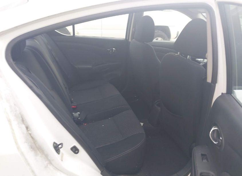 Photo 8 of 2015 Nissan Versa 1.6 SV (VIN 3N1CN7AP7FL901559)