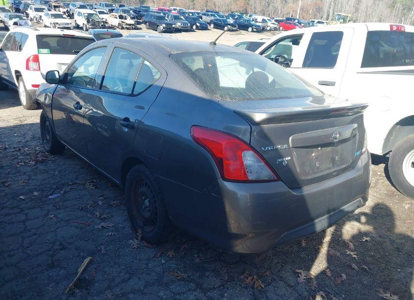 Photo 3 of 2015 Nissan Versa 1.6 S+ (VIN 3N1CN7AP7FL901710)