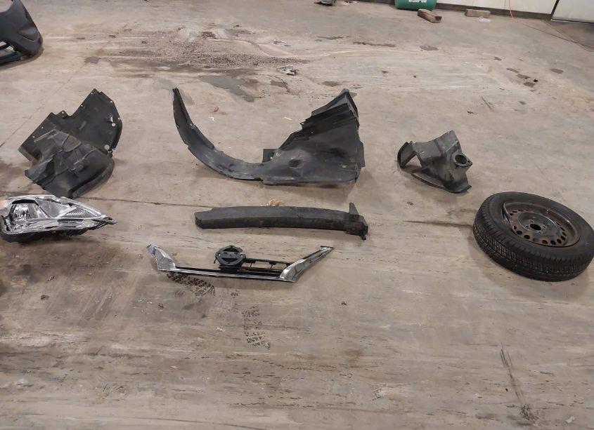 Photo 12 of 2015 Nissan Versa 1.6 SV (VIN 3N1CN7AP7FL922671)