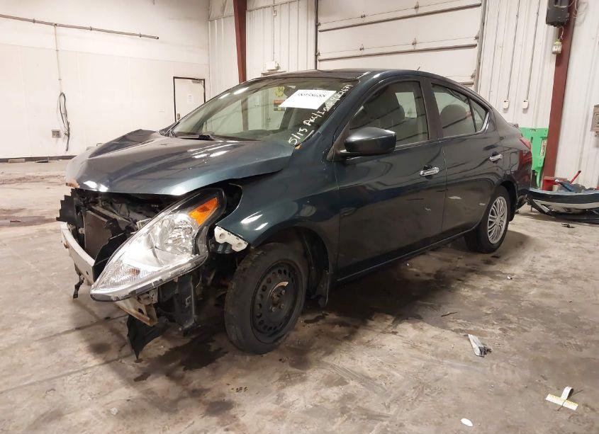 Photo 2 of 2015 Nissan Versa 1.6 SV (VIN 3N1CN7AP7FL922671)