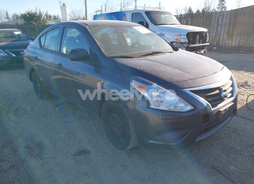 2015 Nissan Versa 1.6 S+ (VIN 3N1CN7AP7FL927126) main photo