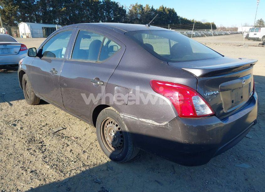 Photo 3 of 2015 Nissan Versa 1.6 S+ (VIN 3N1CN7AP7FL927126)