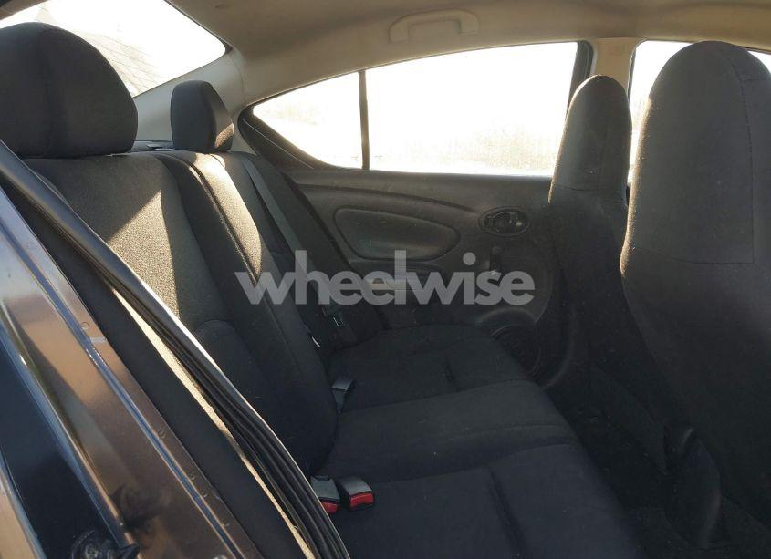 Photo 8 of 2015 Nissan Versa 1.6 S+ (VIN 3N1CN7AP7FL927126)