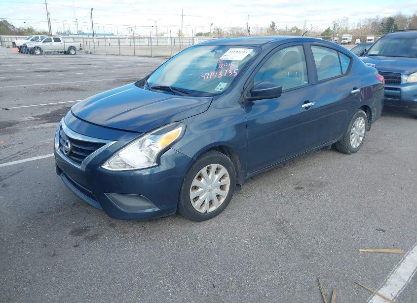 Photo 2 of 2015 Nissan Versa 1.6 SV (VIN 3N1CN7AP7FL929085)