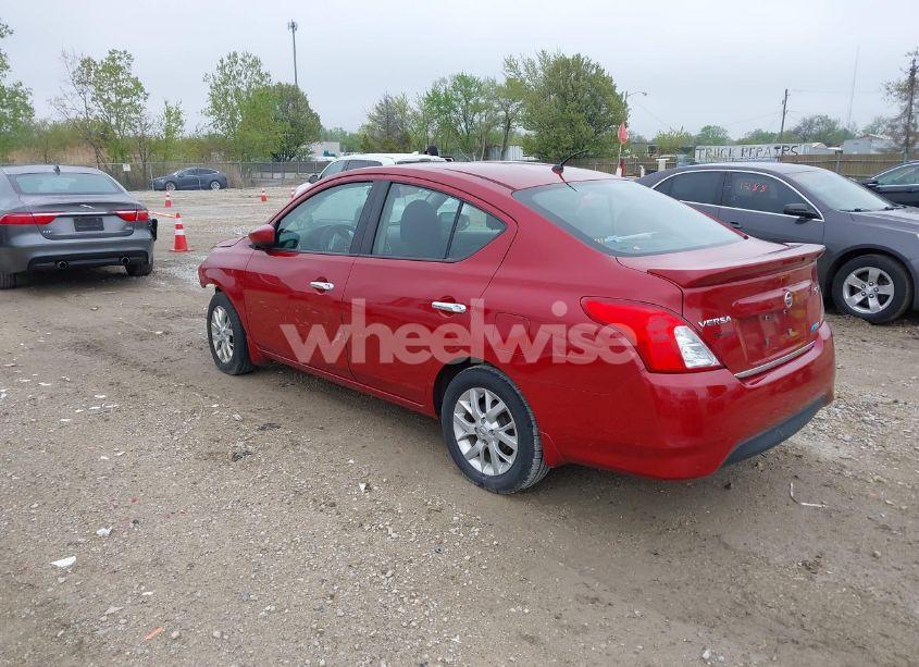 Photo 3 of 2015 Nissan Versa 1.6 SV (VIN 3N1CN7AP7FL931306)