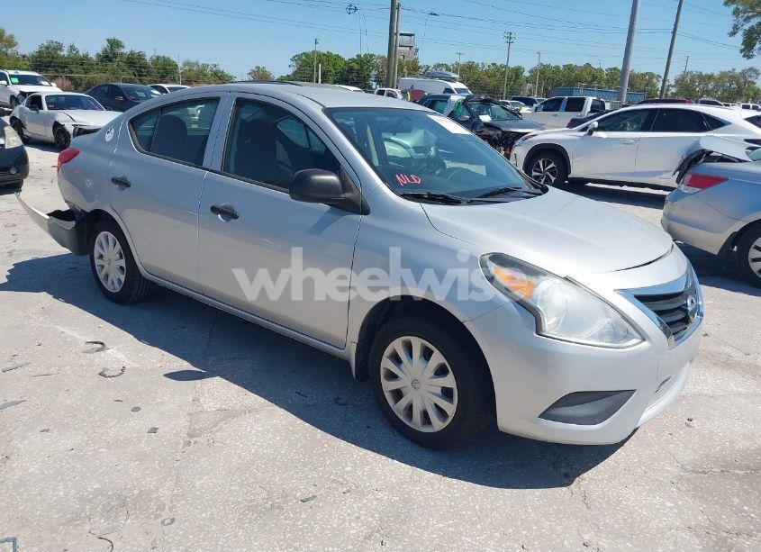 2015 Nissan Versa 1.6 S (VIN 3N1CN7AP7FL934089) main photo