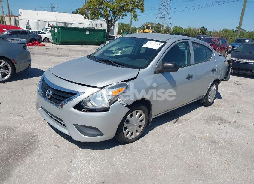 Photo 2 of 2015 Nissan Versa 1.6 S (VIN 3N1CN7AP7FL934089)