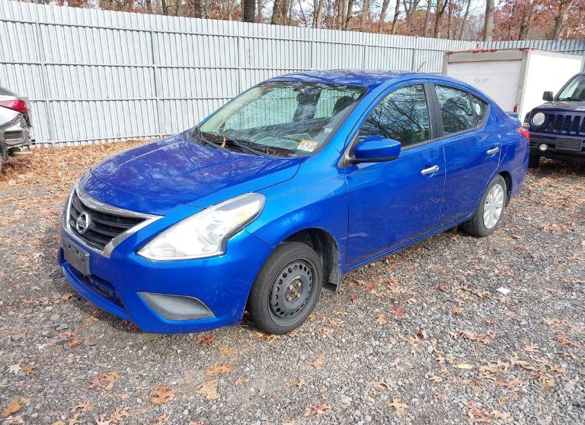Photo 2 of 2015 Nissan Versa 1.6 SV (VIN 3N1CN7AP7FL935498)