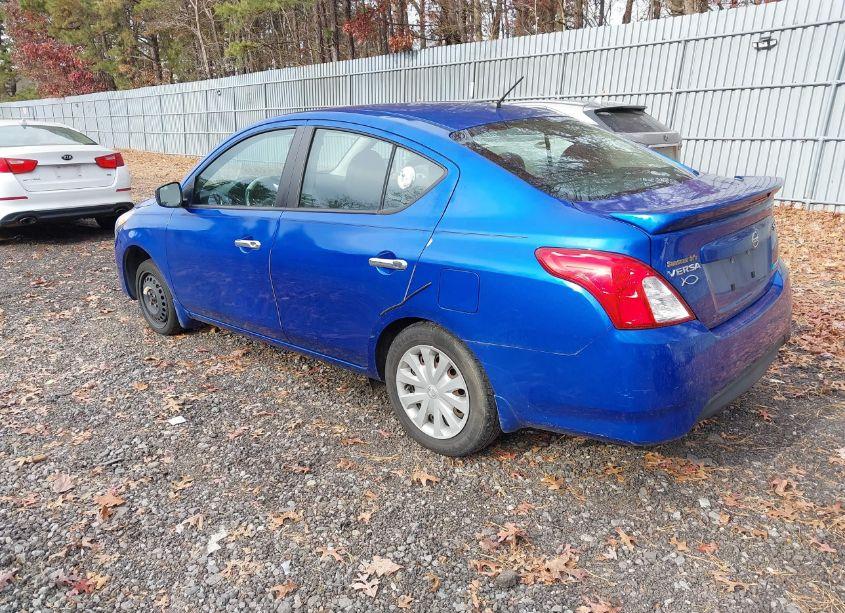 Photo 3 of 2015 Nissan Versa 1.6 SV (VIN 3N1CN7AP7FL935498)