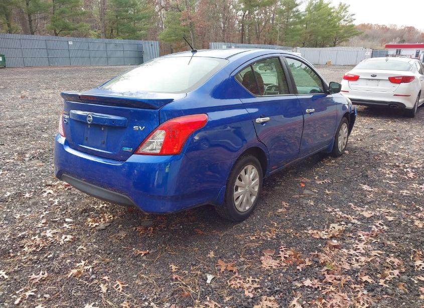 Photo 4 of 2015 Nissan Versa 1.6 SV (VIN 3N1CN7AP7FL935498)