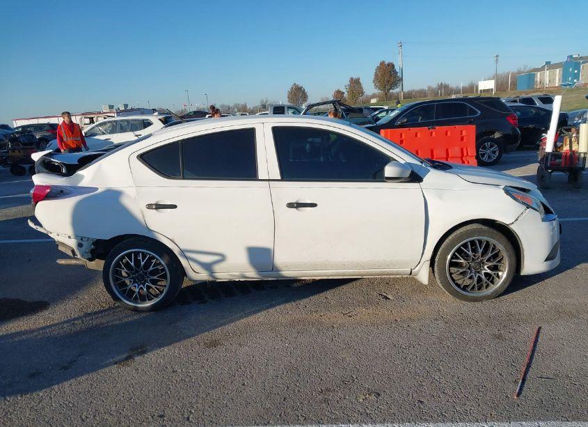 Photo 14 of 2016 Nissan Versa 1.6 S+ (VIN 3N1CN7AP7GL827450)
