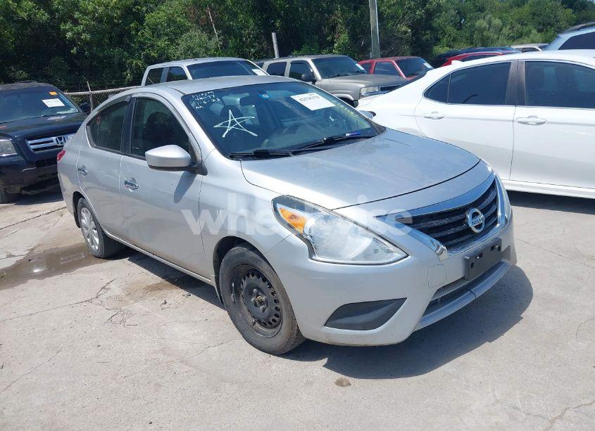 2016 Nissan Versa 1.6 SV (VIN 3N1CN7AP7GL849240) main photo