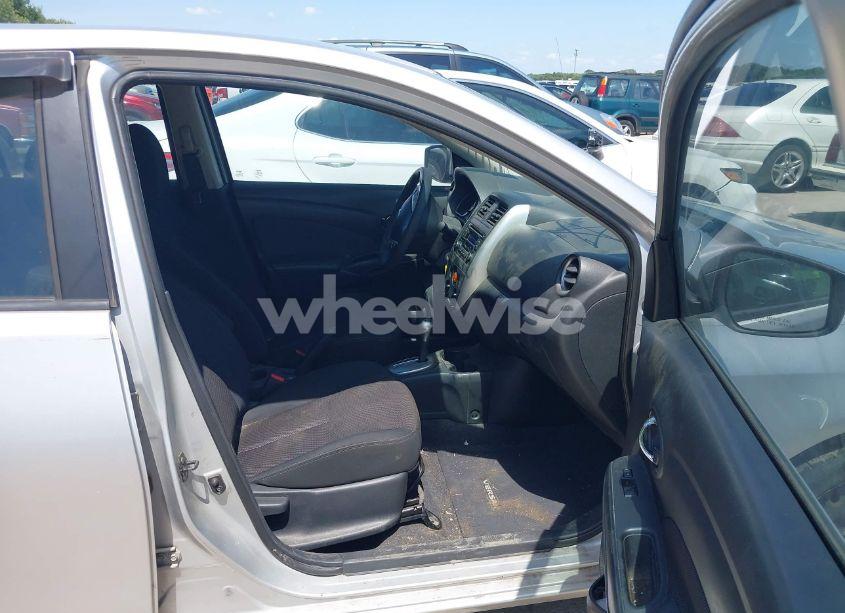 Photo 5 of 2016 Nissan Versa 1.6 SV (VIN 3N1CN7AP7GL849240)