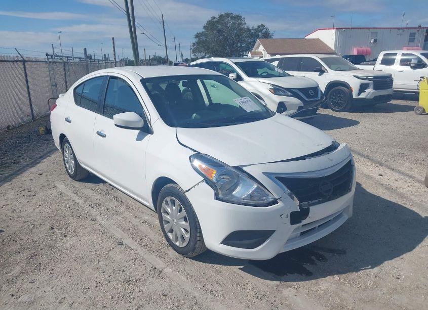 2016 Nissan Versa 1.6 S/1.6 S+/1.6 SL/1.6 SV (VIN 3N1CN7AP7GL850422) main photo