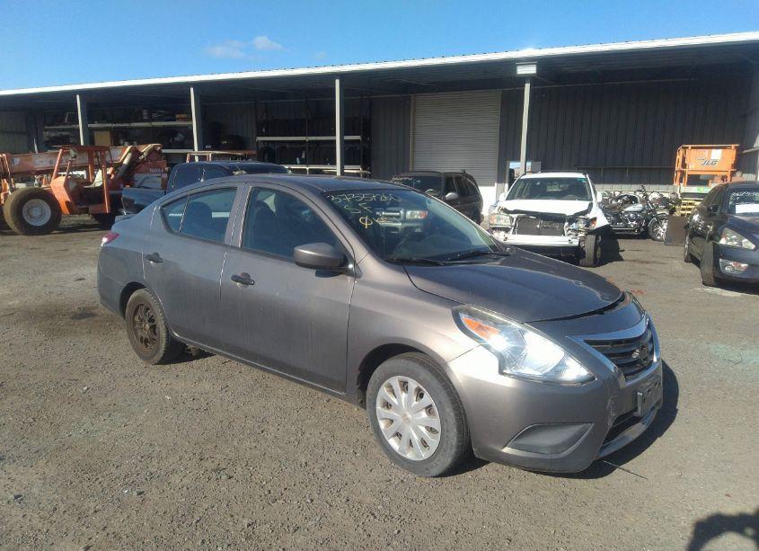2016 Nissan Versa 1.6 S+ (VIN 3N1CN7AP7GL856513) main photo