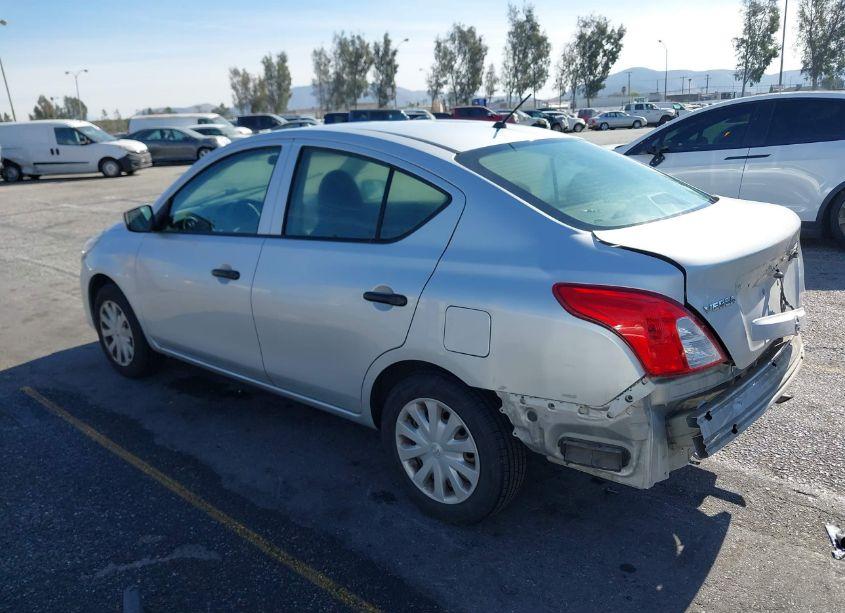 Photo 3 of 2016 Nissan Versa 1.6 S (VIN 3N1CN7AP7GL876177)